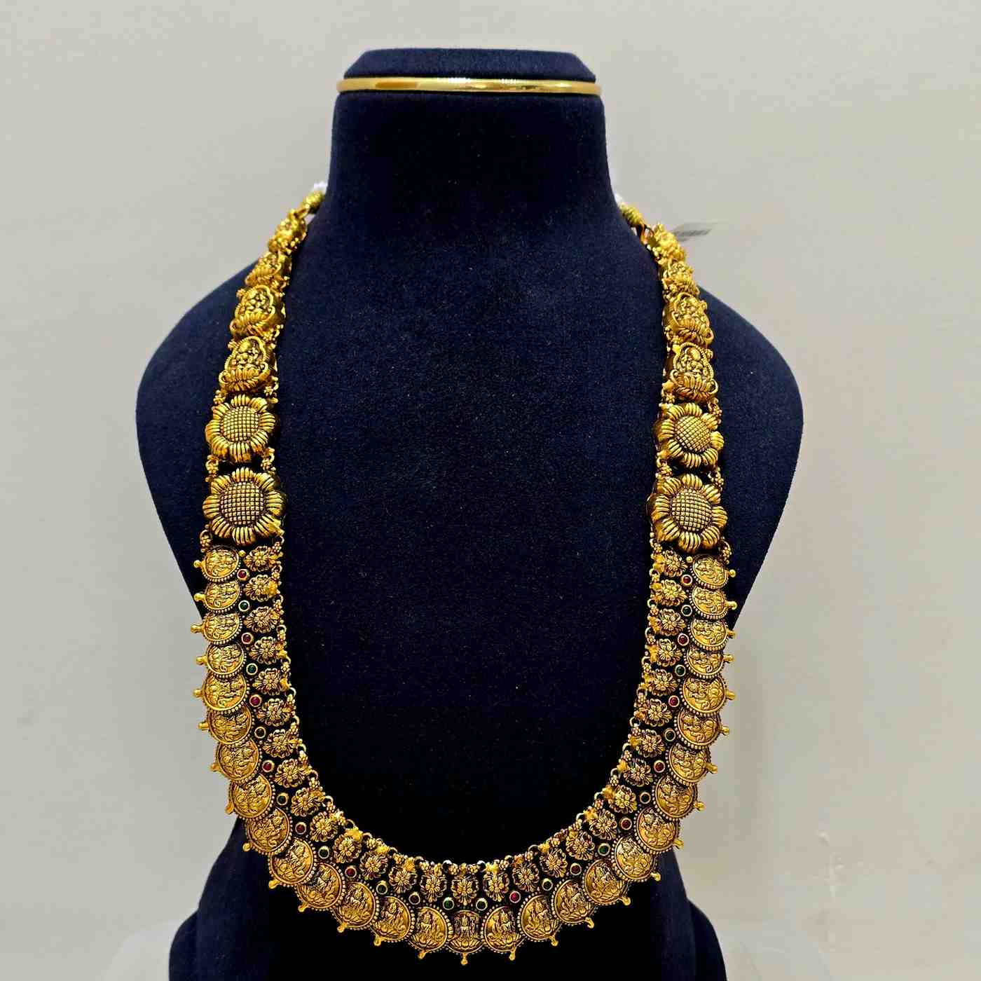 Surya Rekha Kasula Haaram