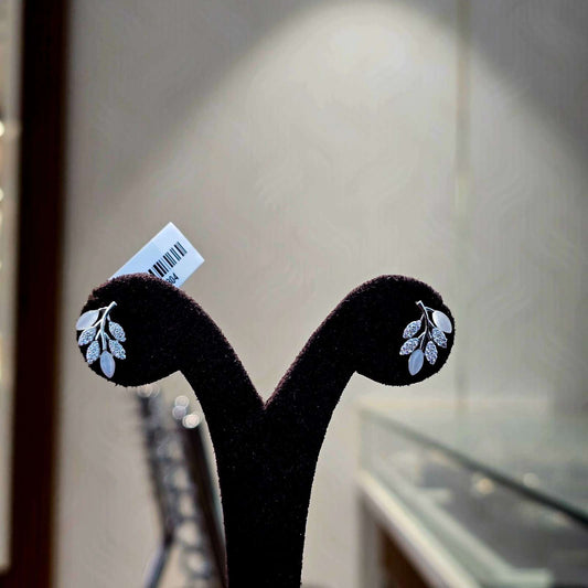 Leaflet Studs