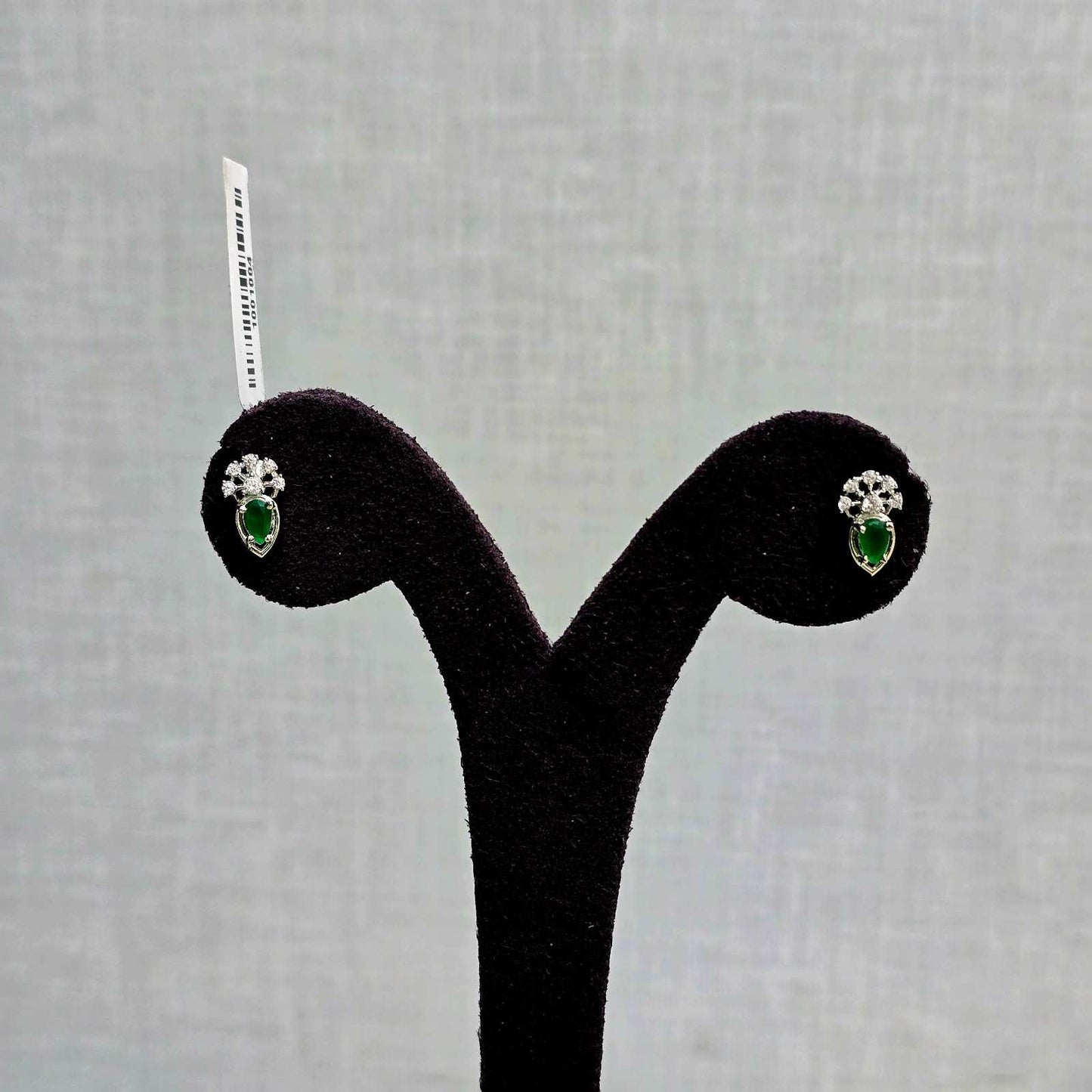 Rajshree Emerald Necklace