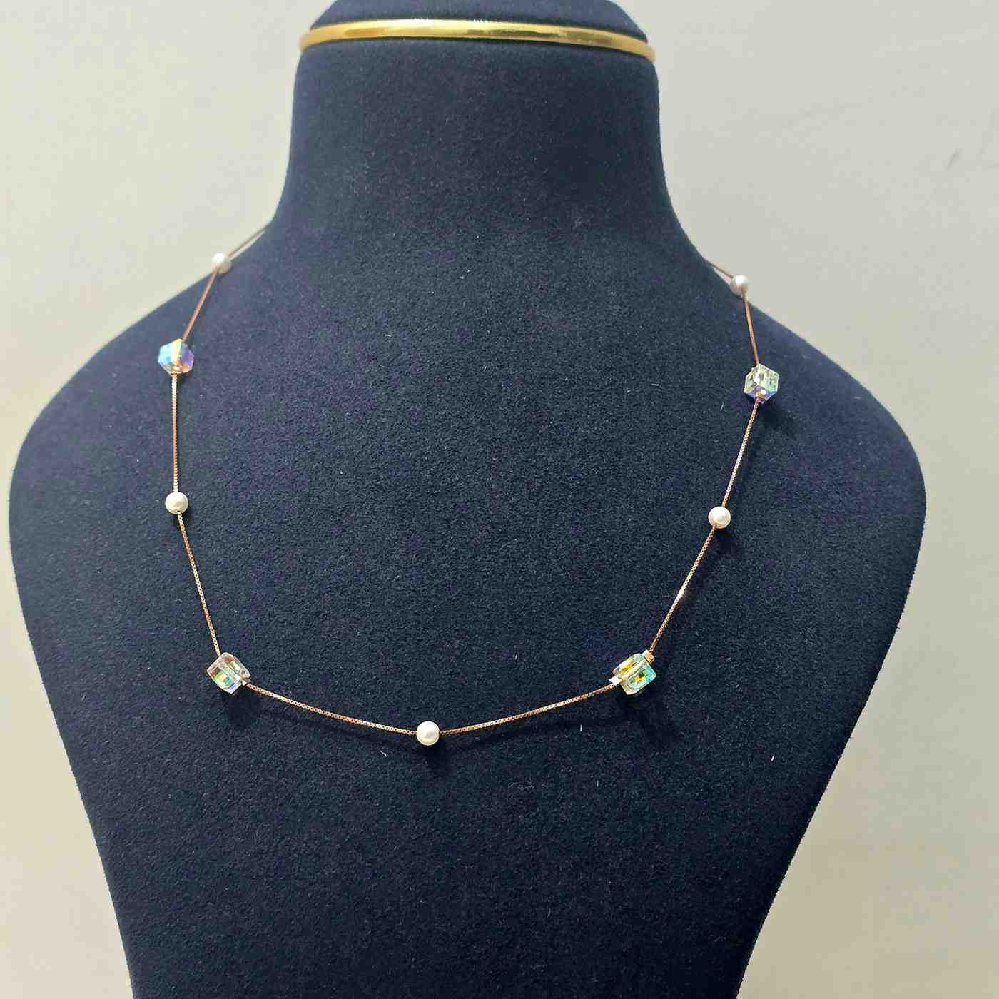 Pearl Prism Chain