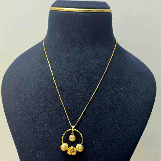Aishwarya Chain
