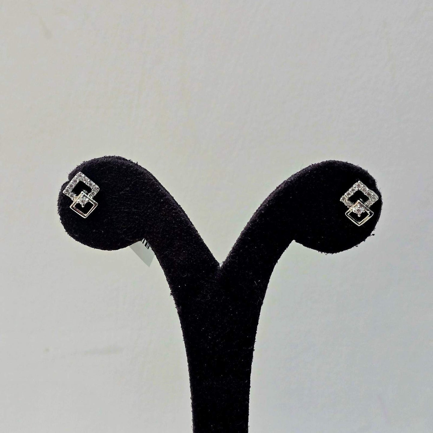 Smart Frame Studs