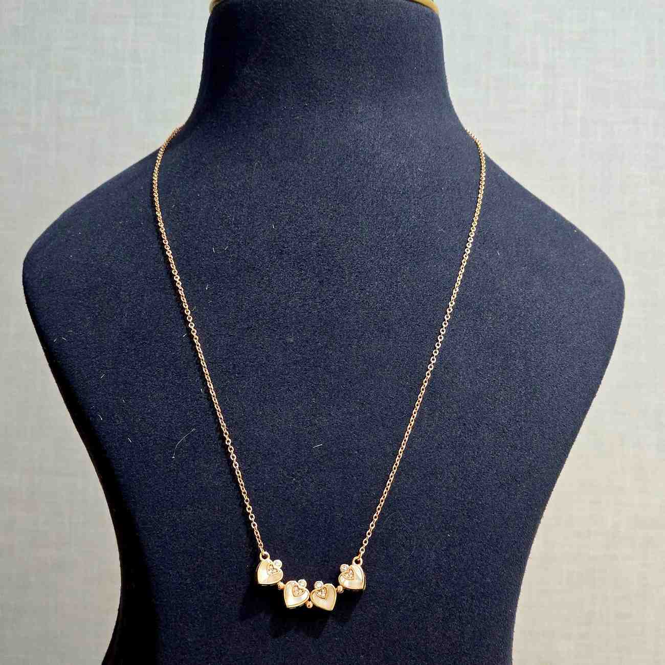 Rose Heart Glow Chain