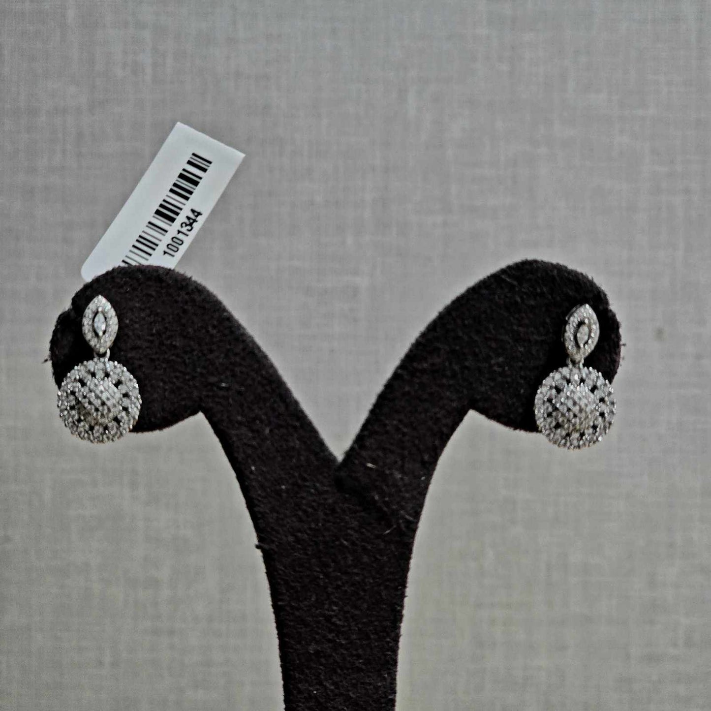 Anvitha Royal Black Beads