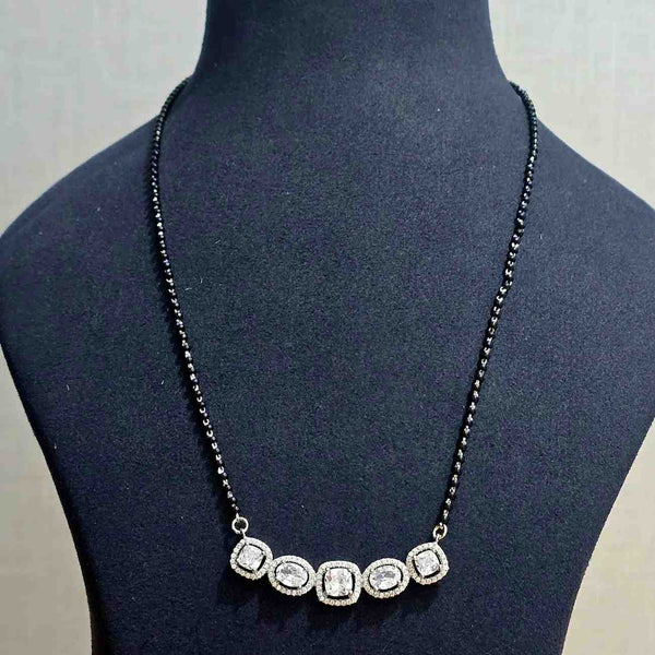 Myra Classic Black Beads