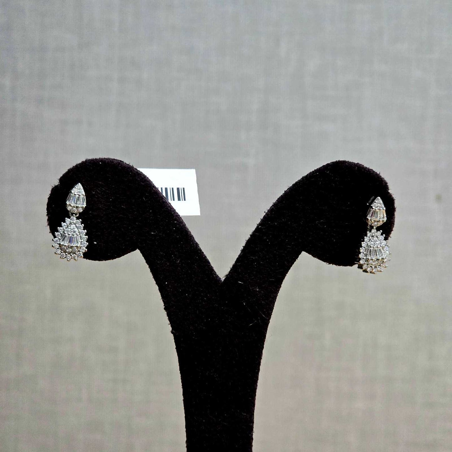 Trisha Teardrop Black Beads