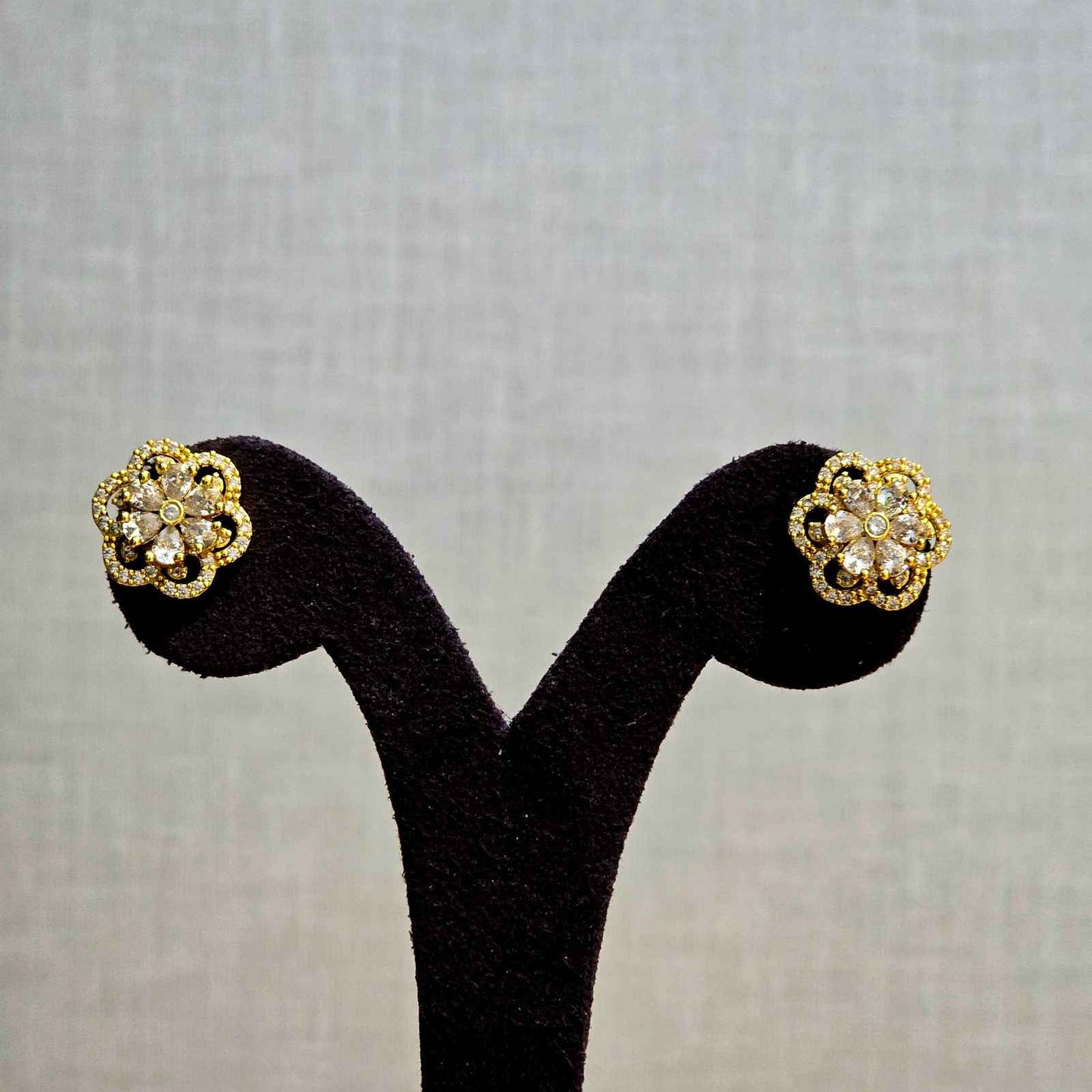 Multicolor Changeable Studs