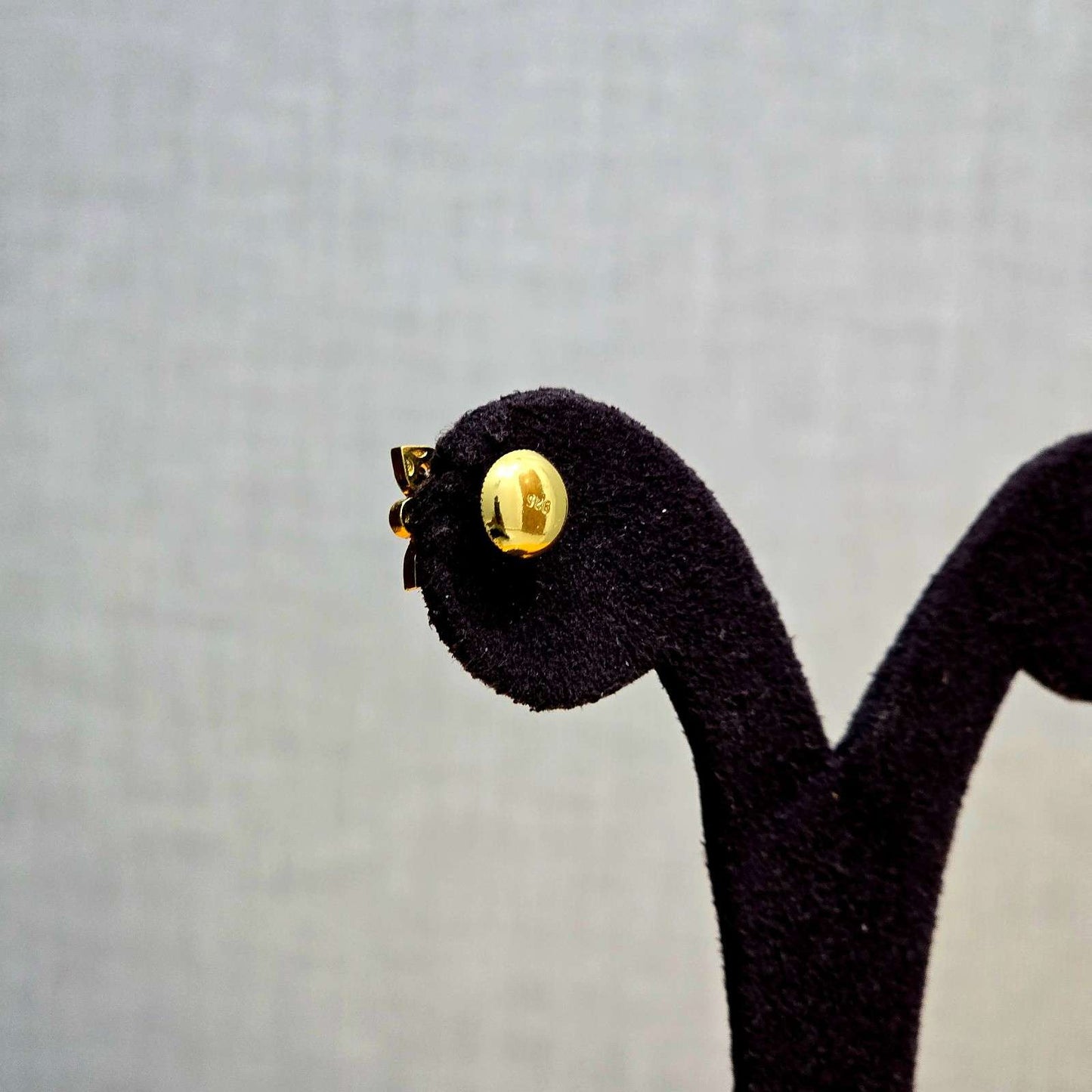 Navya Pushpa Studs