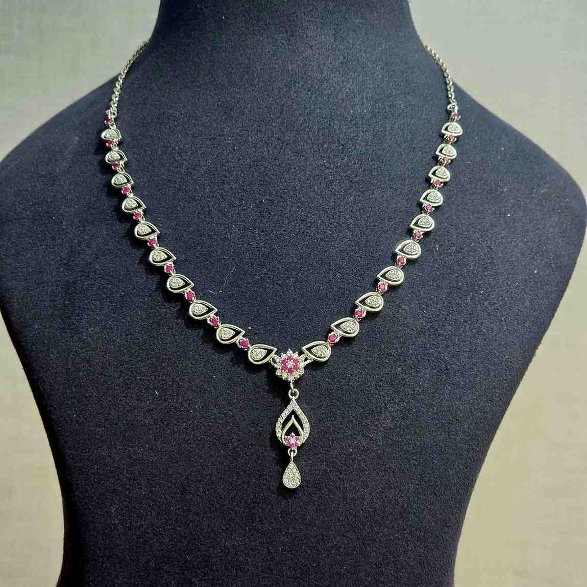 Rosette Glow Necklace