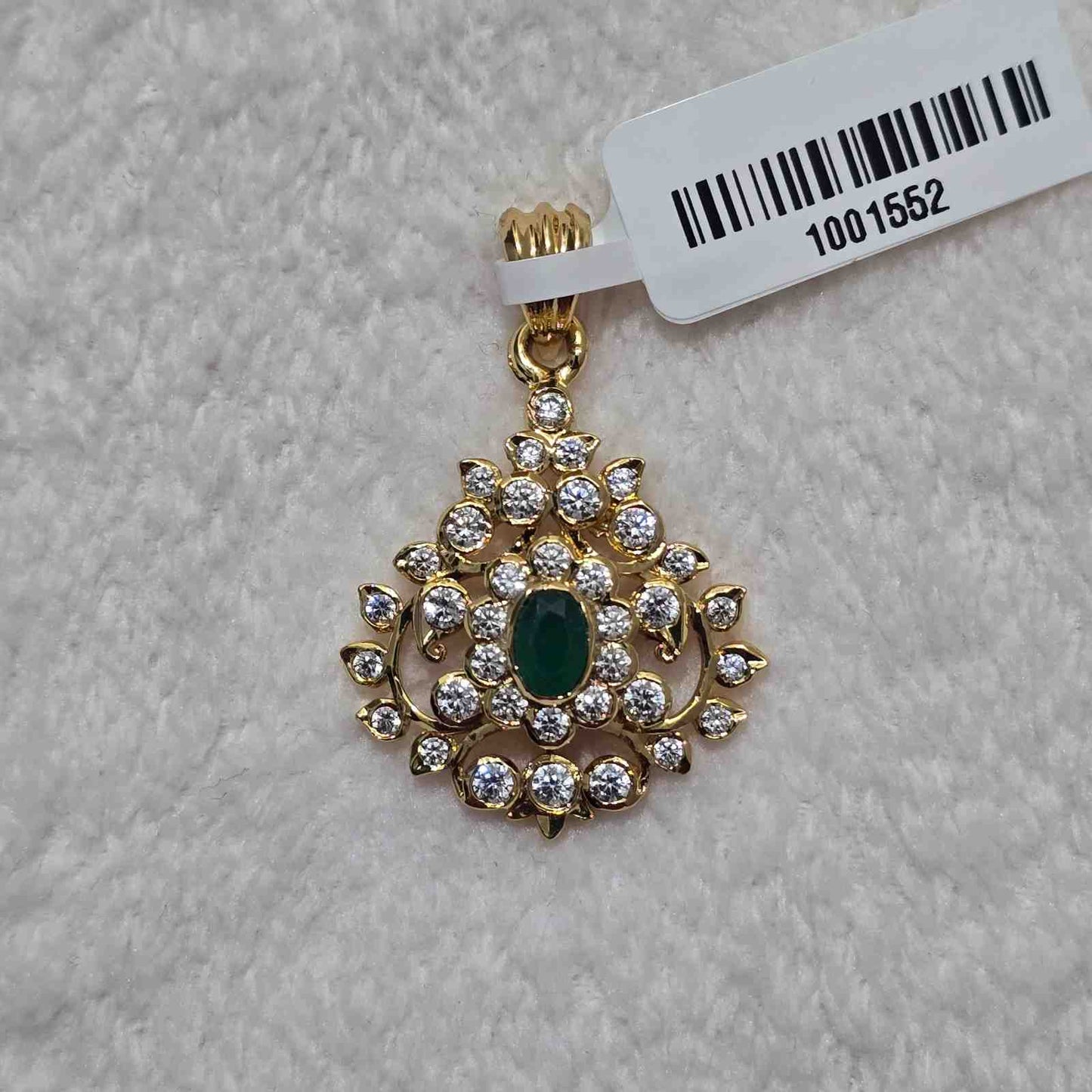 Marakata Prabha Pendant
