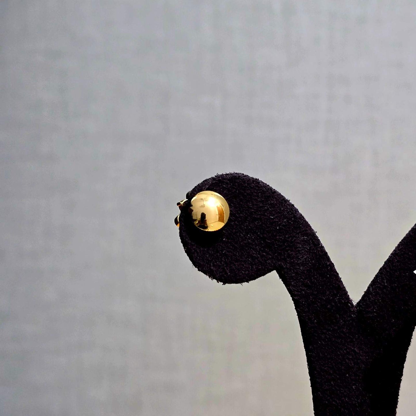 Swirl Studs