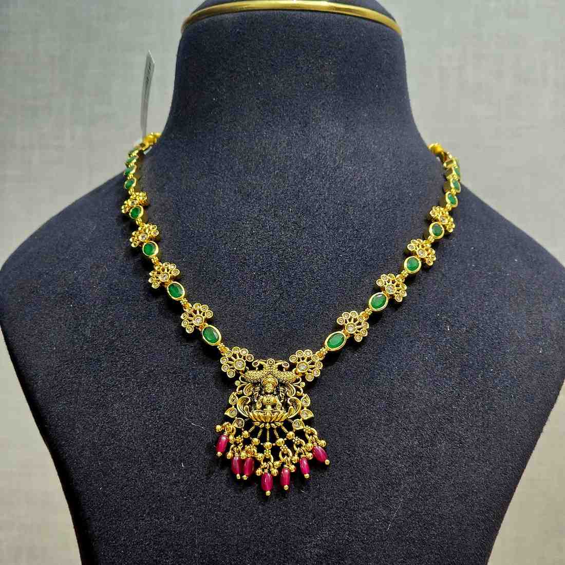 Rajalakshmi Necklace