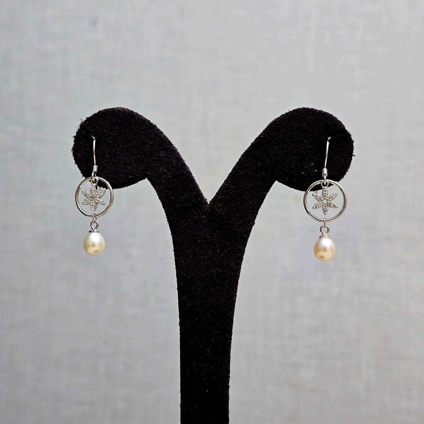 Starlight Pearl Earrings