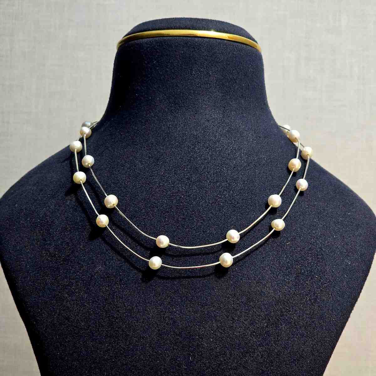 Trinity Pearl Chain