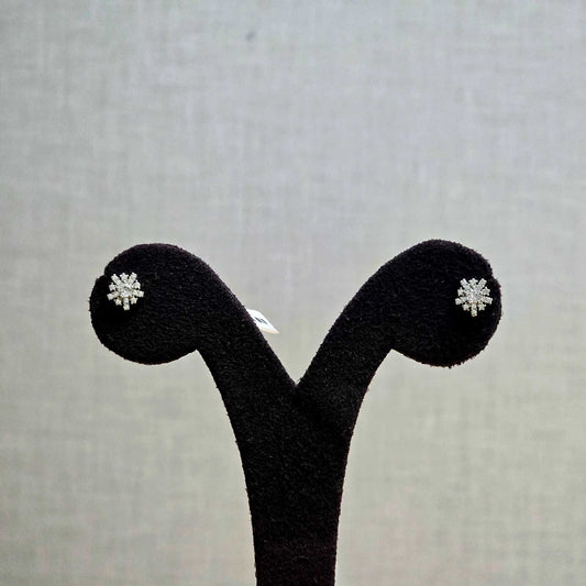 Classic Star Flower Studs
