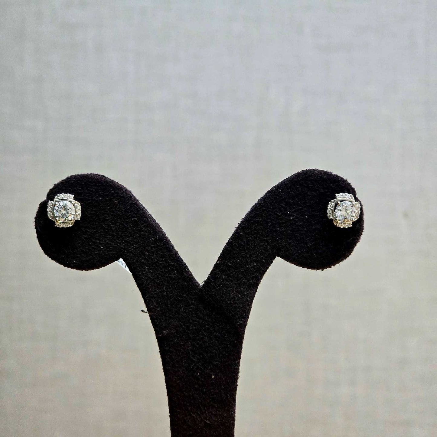 Cushion Halo Studs