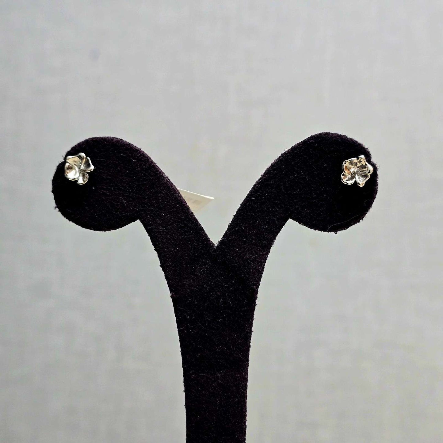 Mini Daisy Studs