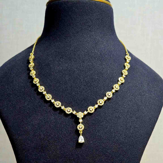 Elite Shine Necklace