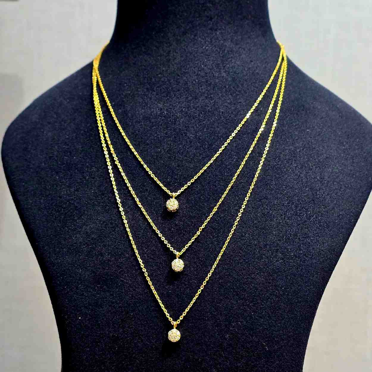Aarini Layered Chain