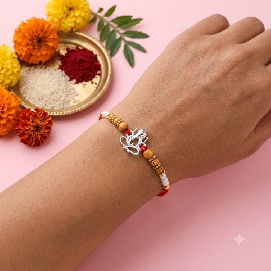 Vinayaka Rakhi