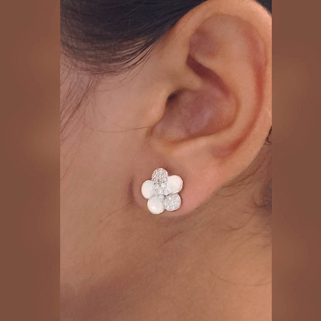 Petal Crest Studs - Mayuri Silver House