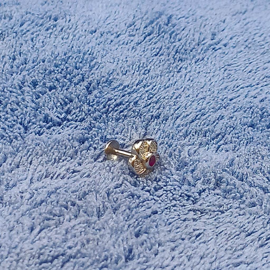 Red Stone Flower Hearts - Mayuri Silver House