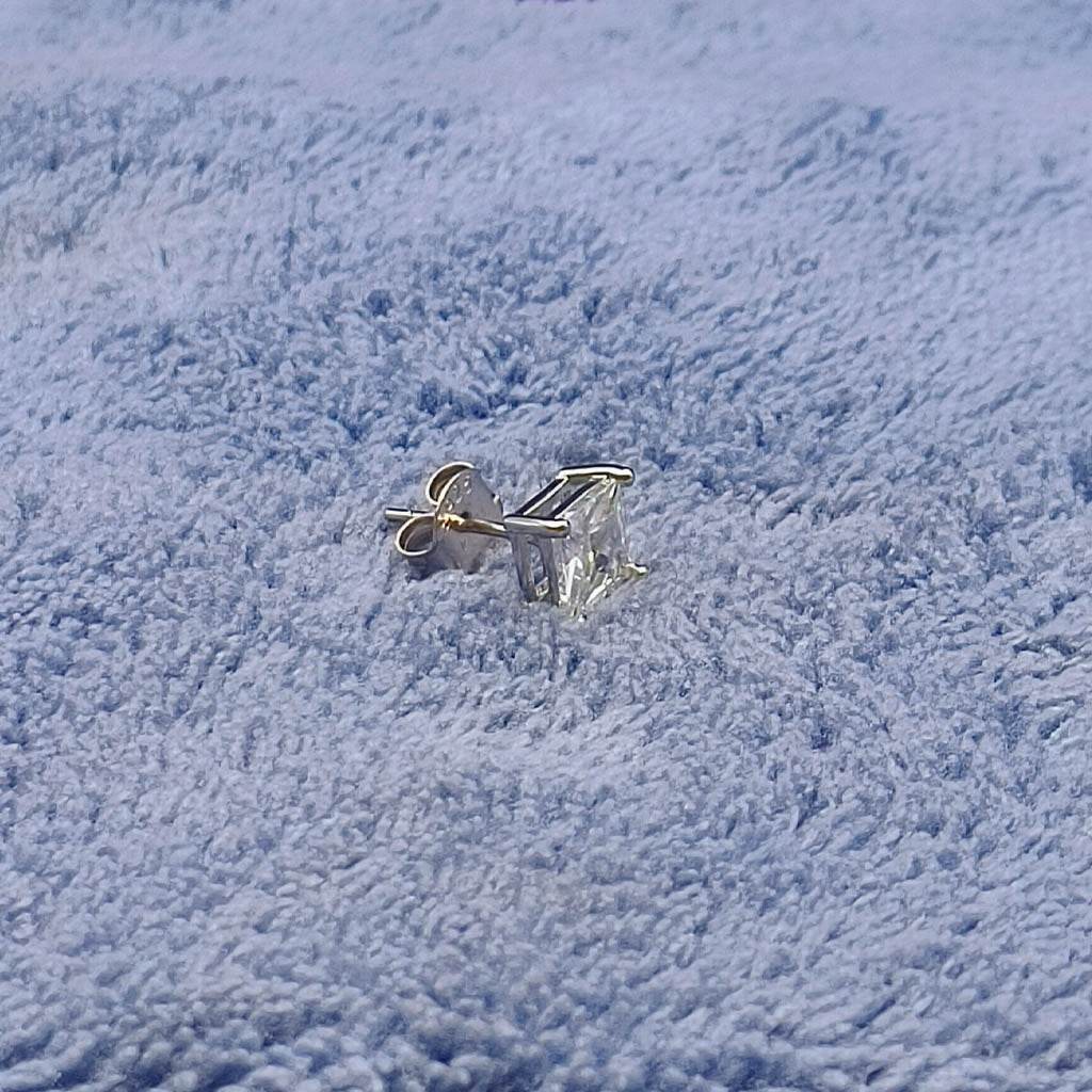 White Stone Sqaure Studs - Mayuri Silver House