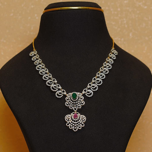 Queen Necklace Set